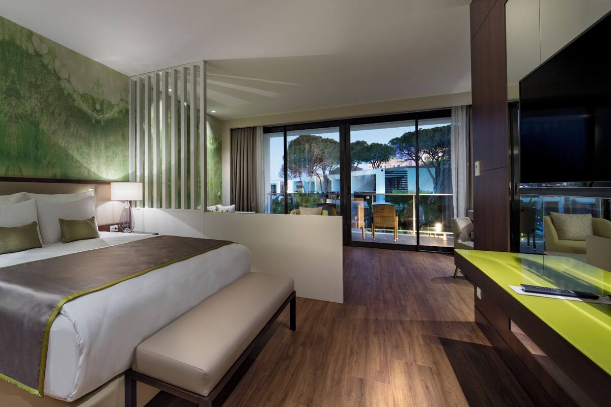 Garden Family Suite Pool View