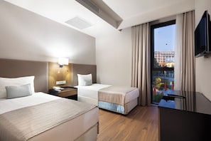 2 Schlafzimmer, hochwertige Bettwaren, kostenlose Minibar, Zimmersafe