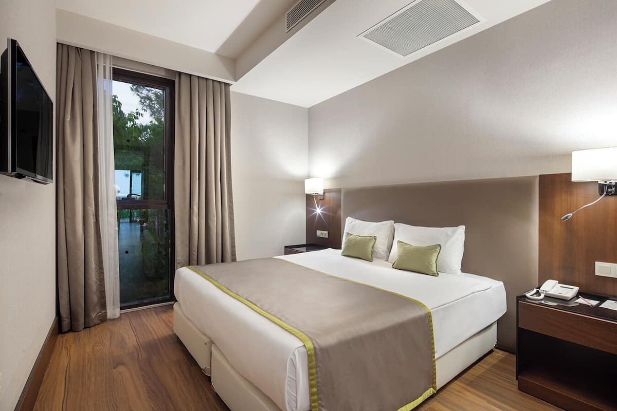 Garden Family Suite Pool View