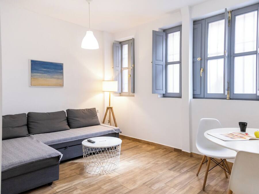 Appartement, 1 slaapkamer | Woonruimte | Televisie