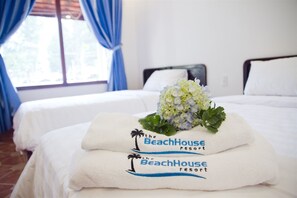 Habitación Deluxe, vista al jardín | Minibar, caja de seguridad en la habitación, escritorio y wifi gratis 