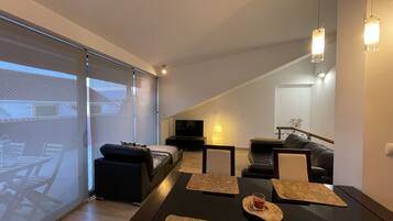 Apartment, Ensuite (Furnas) | Dining