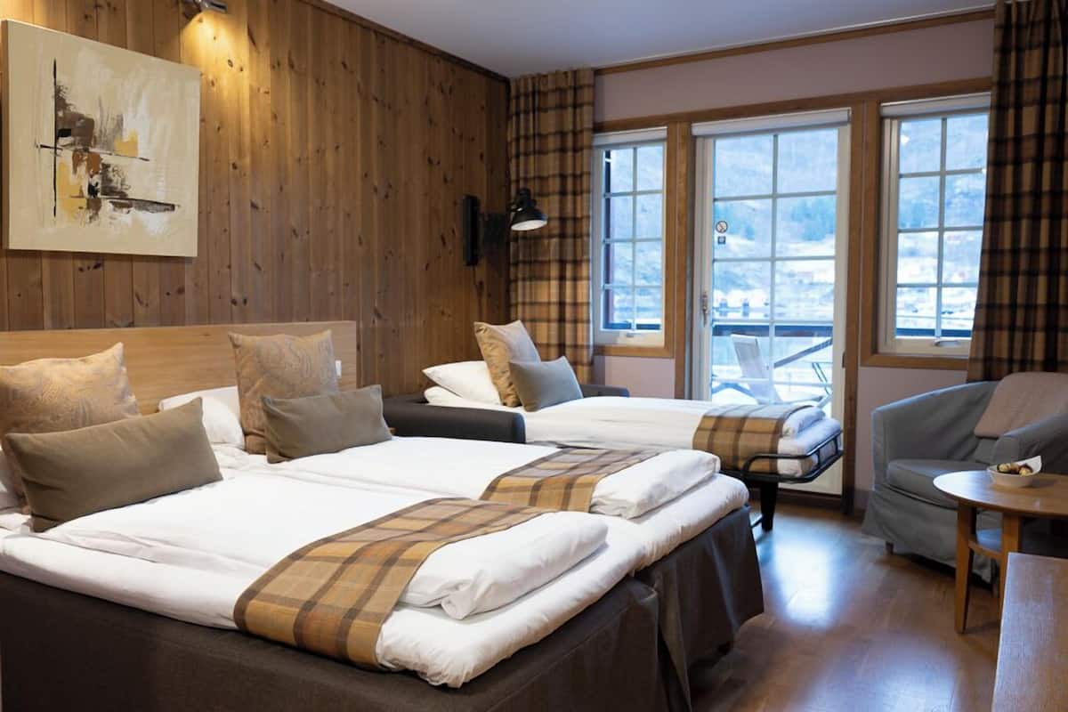 Twin kamer (with extra bed) | 1 slaapkamer, een minibar, verduisterende gordijnen