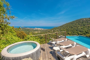 Villa (Mare E Monti) | Private spa tub - Domaine Bagia Donne (Santa-Reparata-di-Balagna)