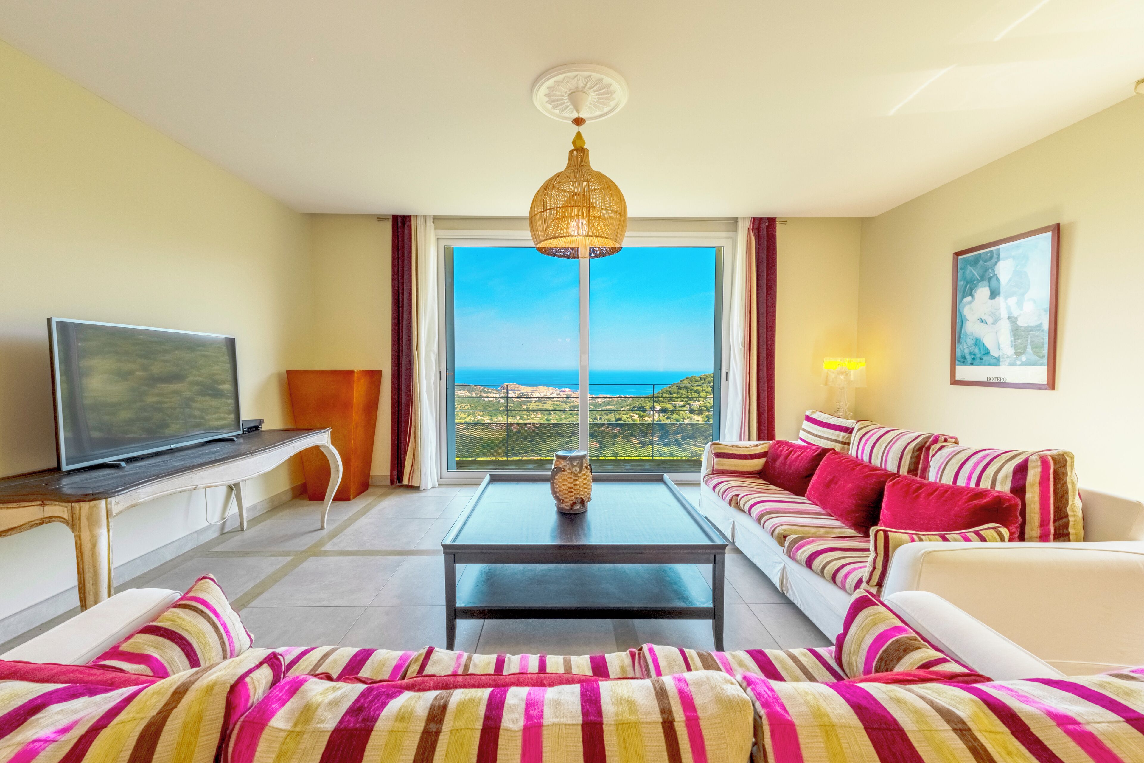 Beach/ocean view