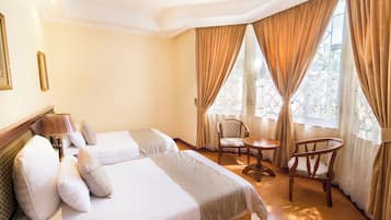 Executive Suite, 2 Single Beds | 1 bedroom, minibar, desk, free WiFi