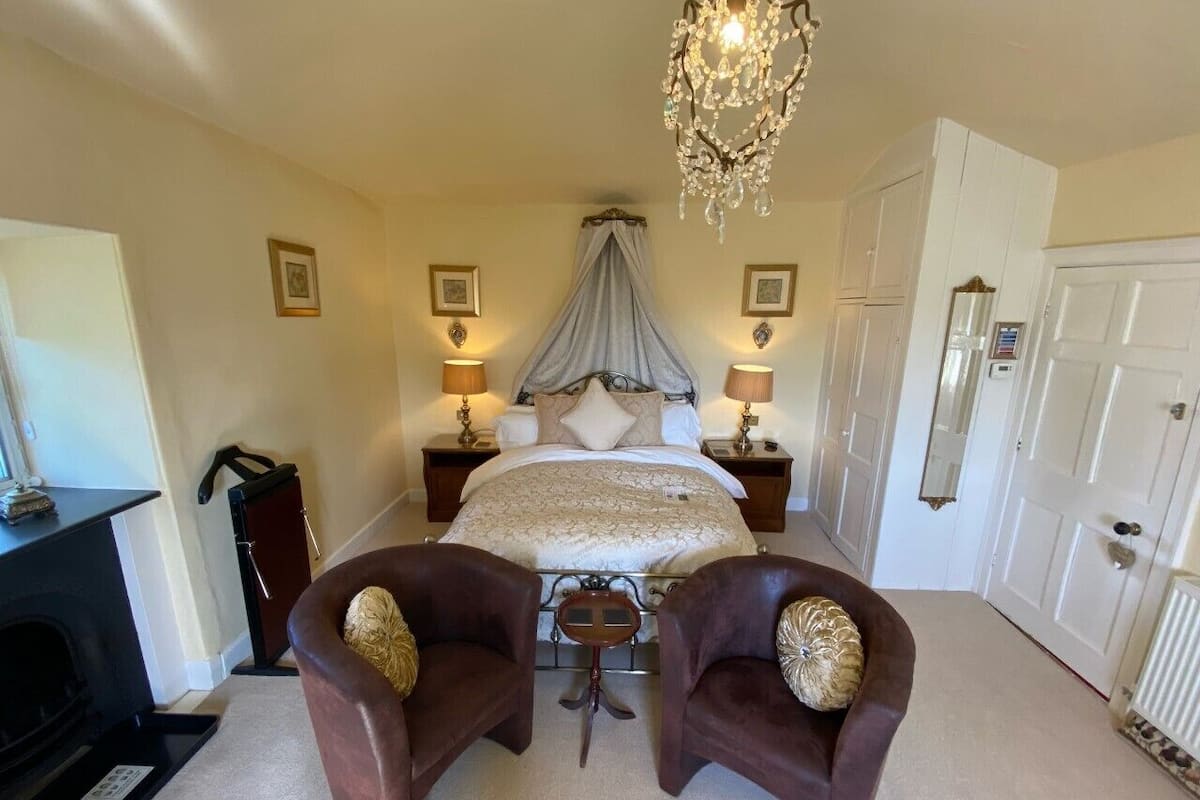 Classic Double Room, Ensuite