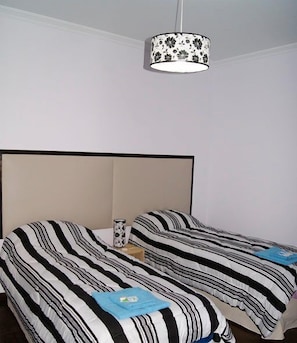 Rollaway beds, free WiFi
