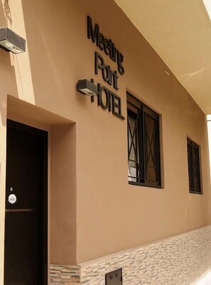 Exterior - Meeting Point Hotel (Buenos Aires)