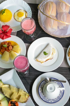 매일 뷔페 무료 아침 식사 포함