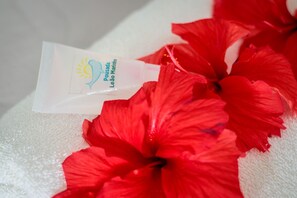 베이직 쿼드룸 | 미니바, 무료 WiFi, 침대 시트