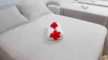 Frigobar, Wi-Fi de cortesia, roupa de cama