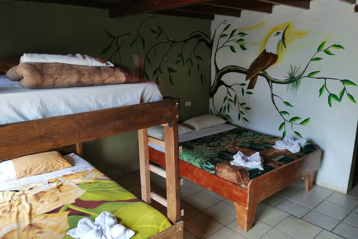 Standard Quadruple Room | Individually decorated, individually furnished, free WiFi, bed sheets