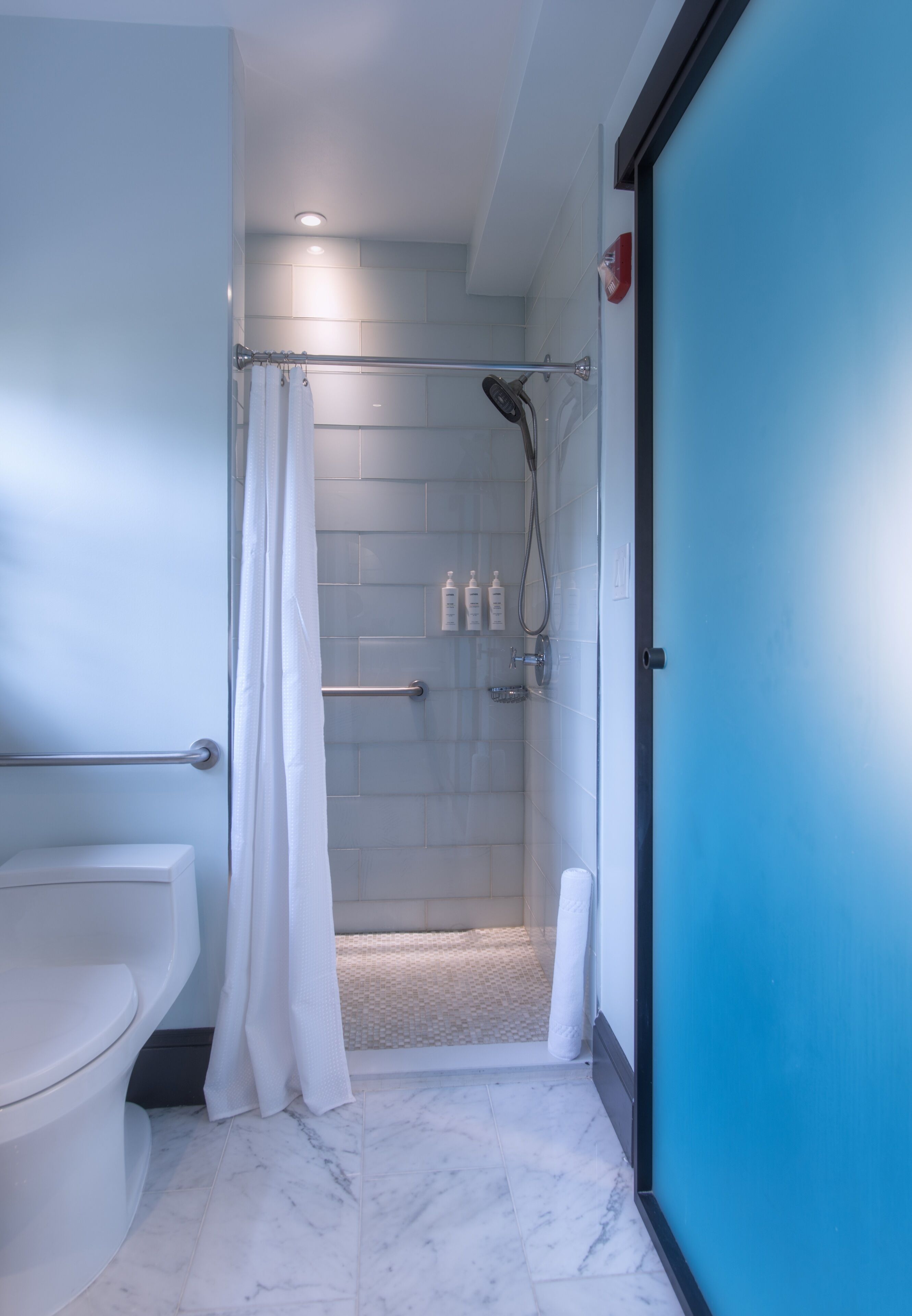 the poppy king | bathroom | shower, designer toiletries, hair dryer, bathrobes