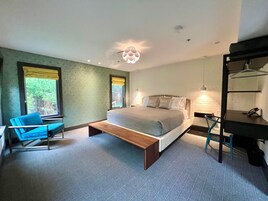 The Poppy Suite | Egyptian cotton sheets, premium bedding, down comforters, pillowtop beds