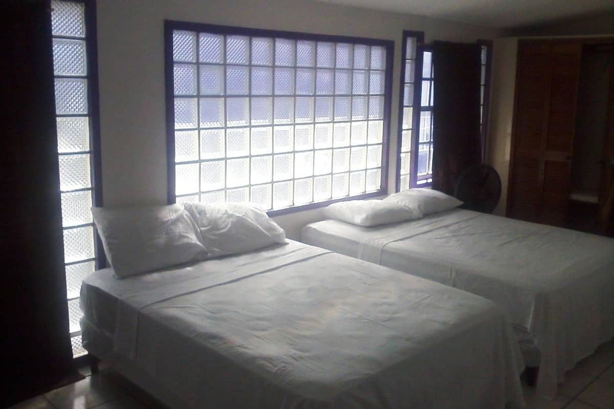 1 bedroom, rollaway beds, free WiFi