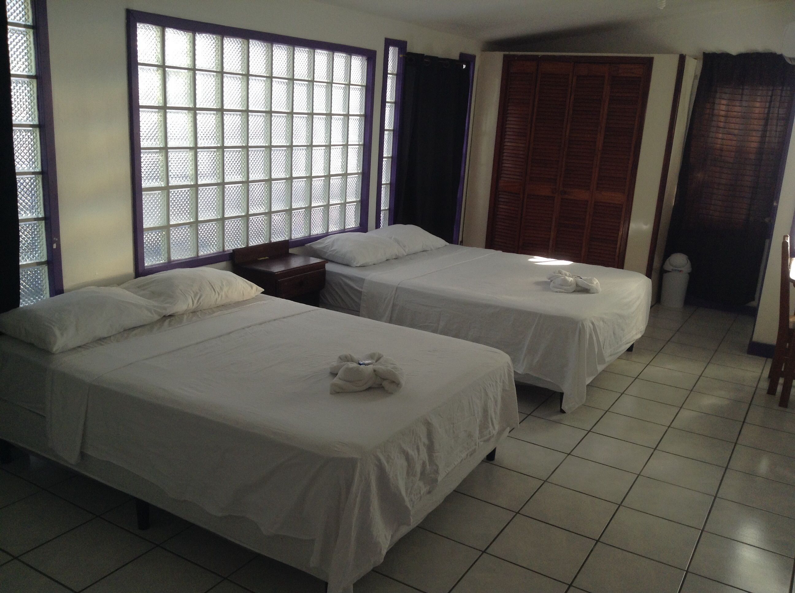 Quarto solteiro standard, 1 cama de casal | Camas extras/dobráveis (sobretaxa), Wi-Fi de cortesia