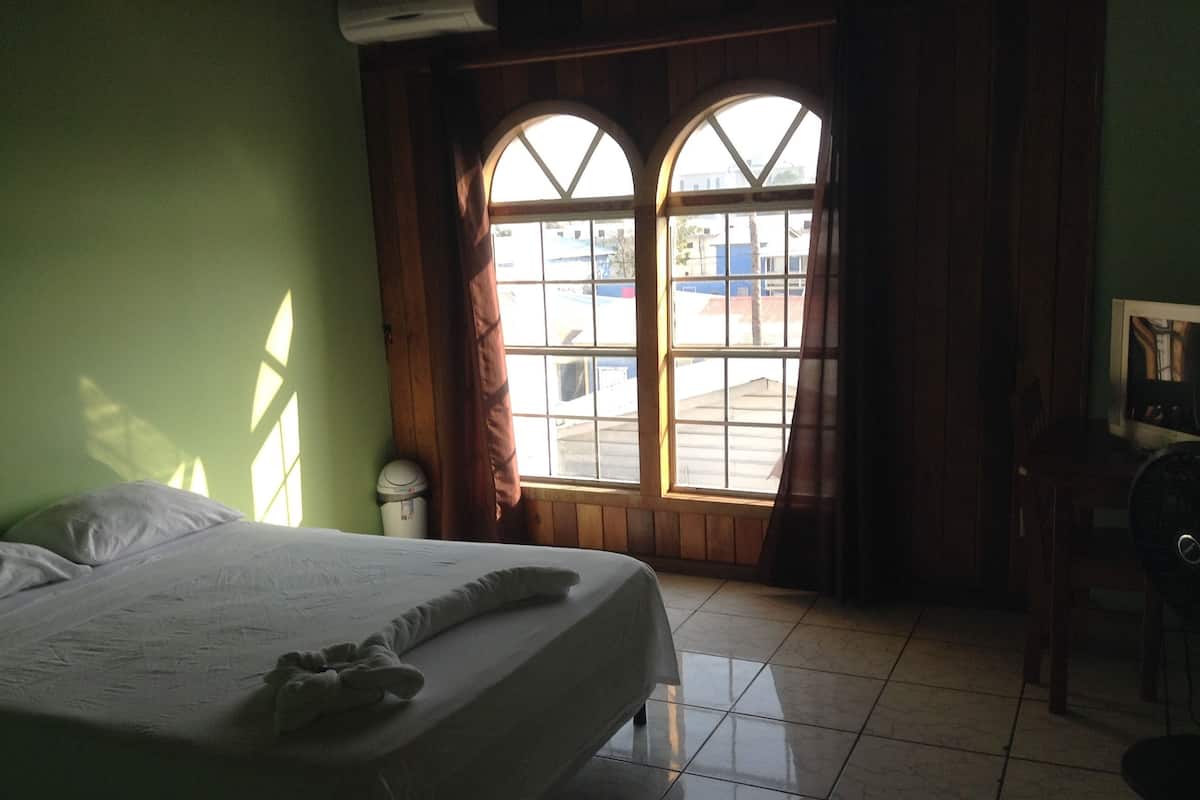 1 bedroom, rollaway beds, free WiFi