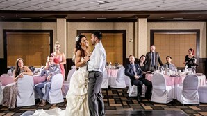 Banquet hall - Chateau Nova Yellowhead (Edmonton)
