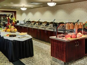 Dining - Chateau Nova Yellowhead (Edmonton)