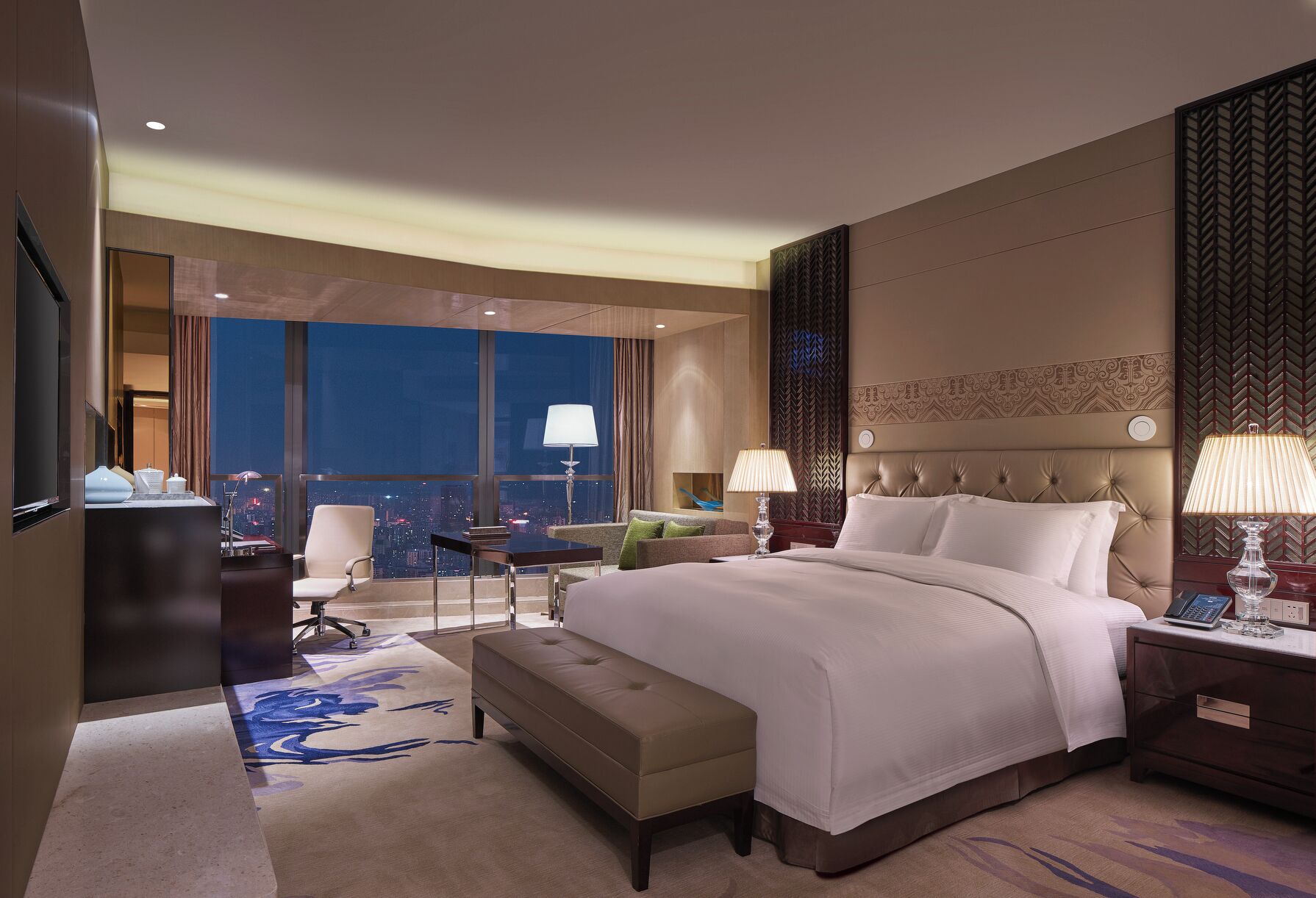 King Room, Accessible | Premium bedding, down comforters, minibar, in-room safe