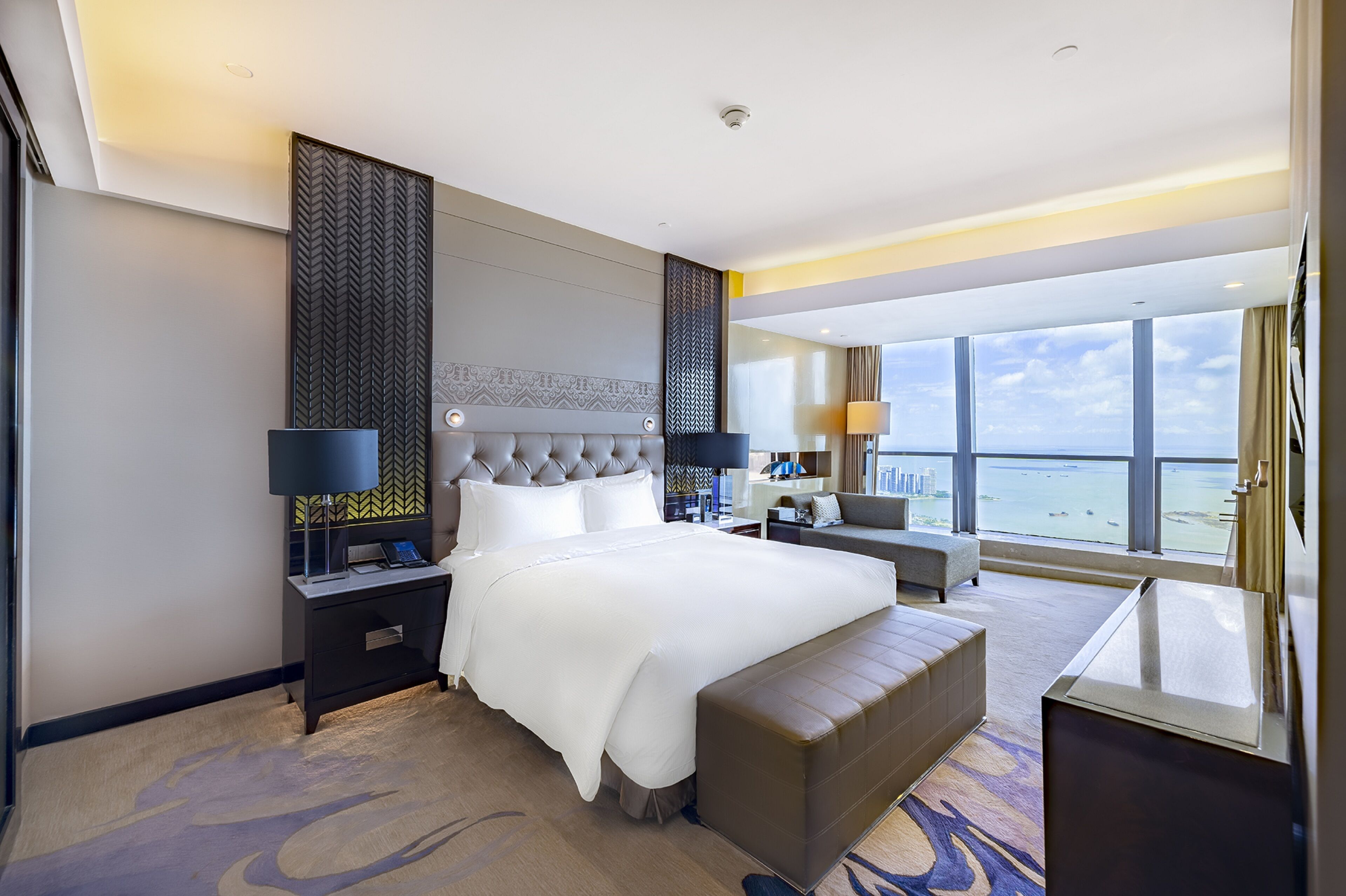 Premium bedding, down duvets, minibar, in-room safe