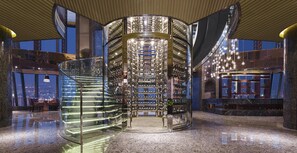 3 restaurants; ze serveren er ontbijt, lunch en diner 