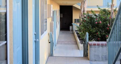 Western Inn & Suites