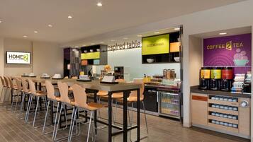 Free daily continental breakfast