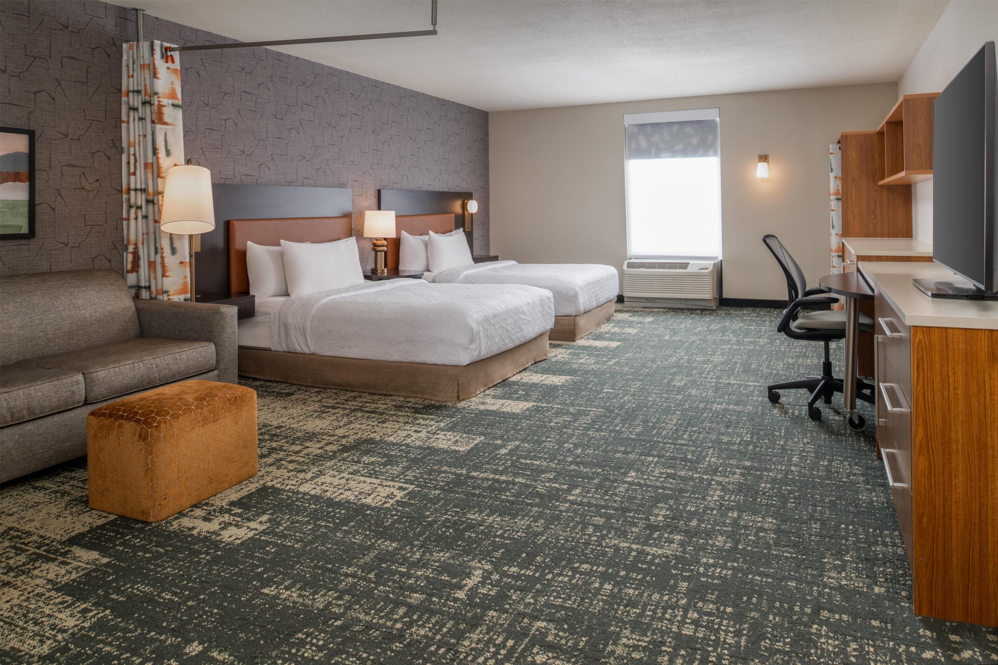 Studio, Bathtub | Blackout curtains, iron/ironing board, free cots/infant beds, free WiFi