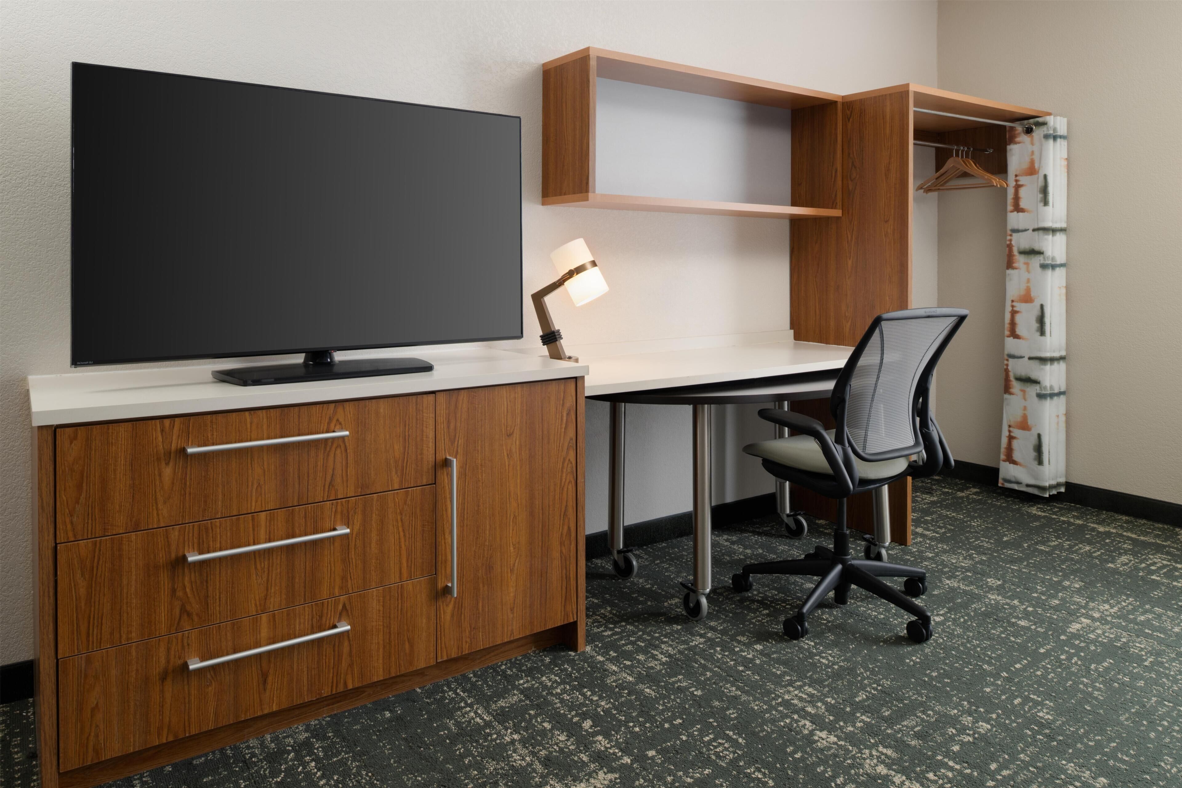 Studio, Non Smoking (Roll-in Shower) | Blackout curtains, iron/ironing board, free cots/infant beds, free WiFi