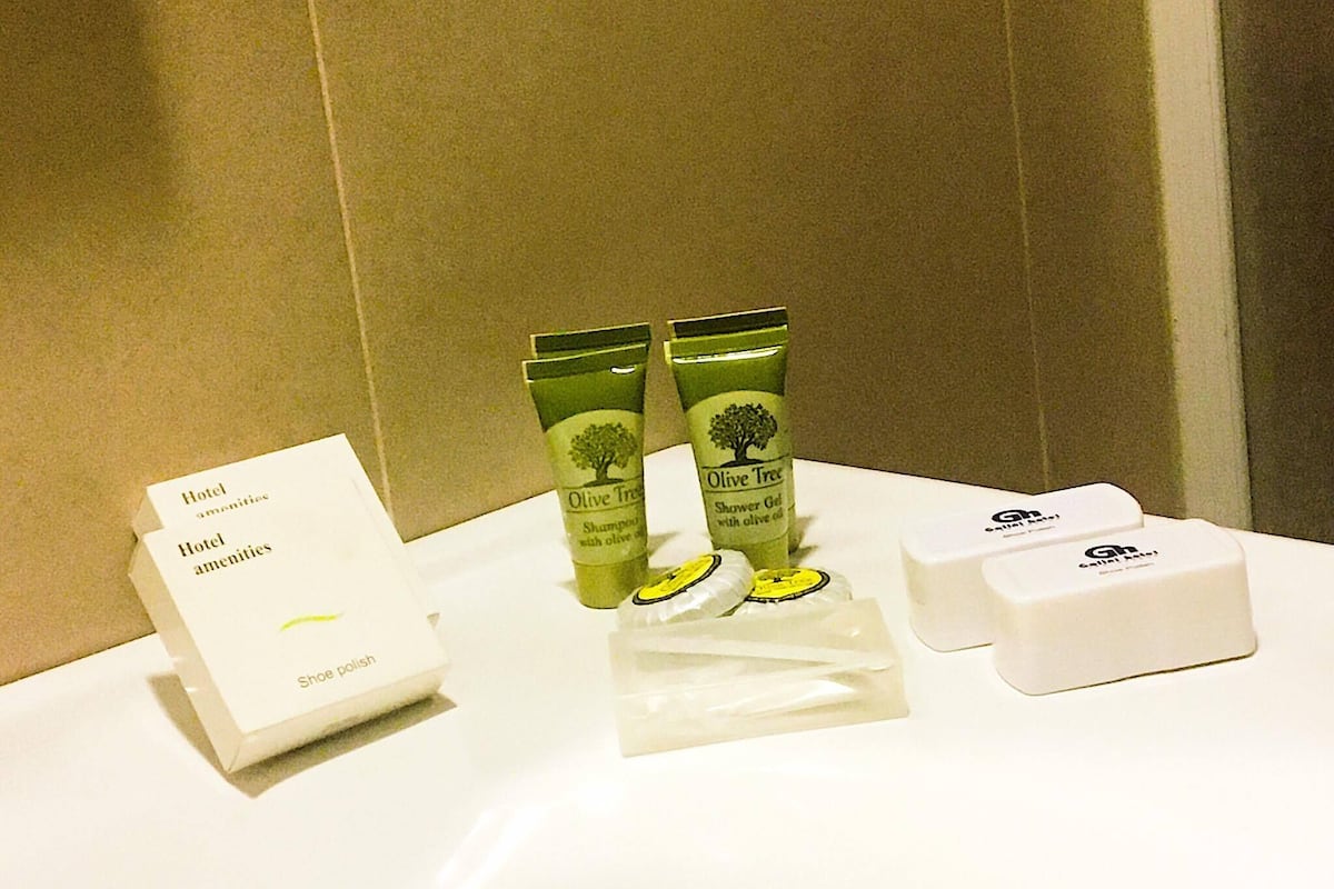 shower, free toiletries, hair dryer, bathrobes