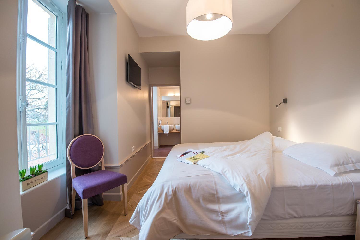 comfort room | room amenity