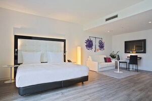 Hypo-allergenic bedding, free minibar, in-room safe, desk