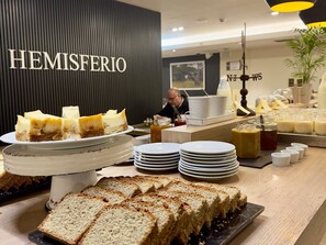 Daily buffet breakfast (USD 19 per person)