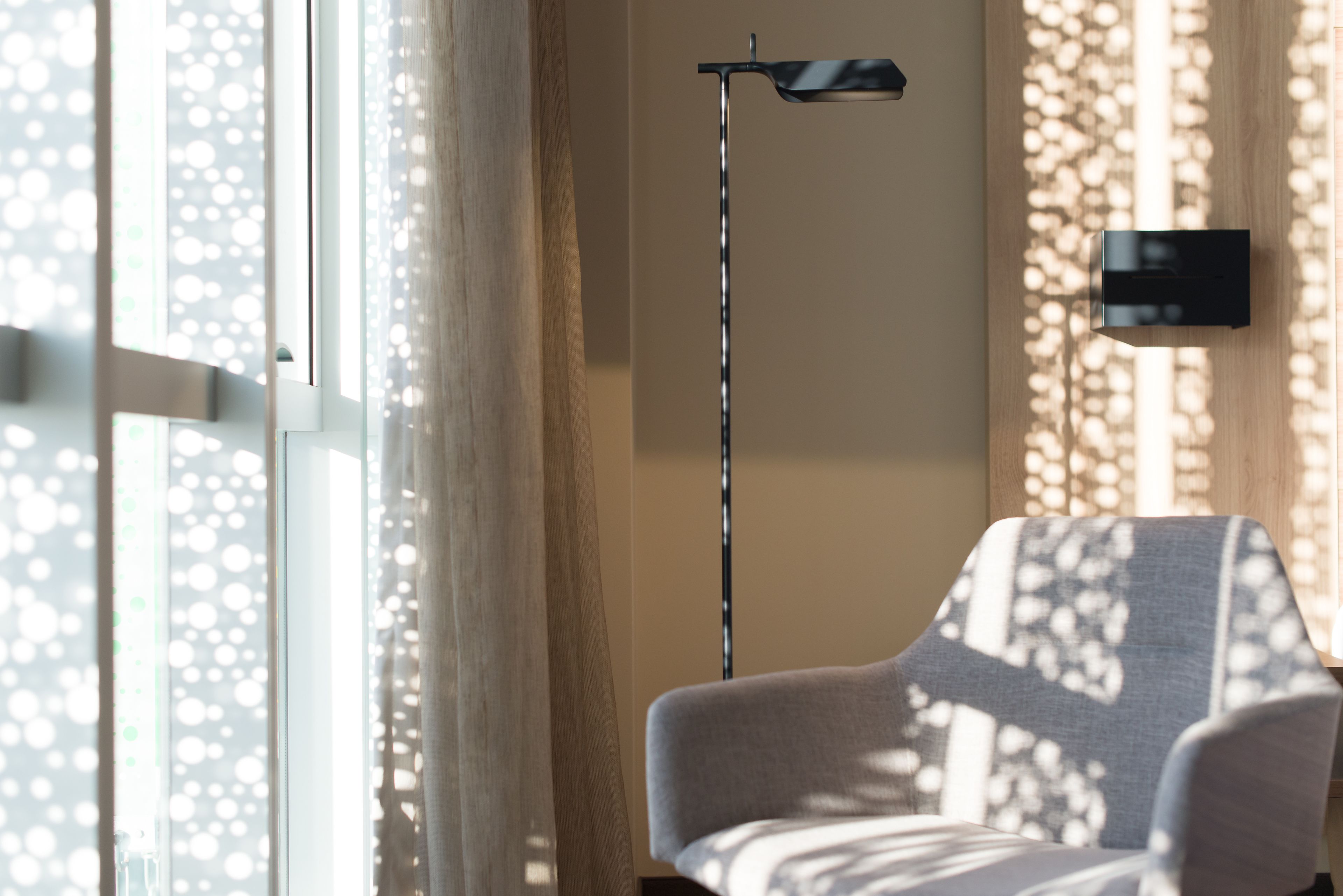 minibar, in-room safe, desk, laptop workspace