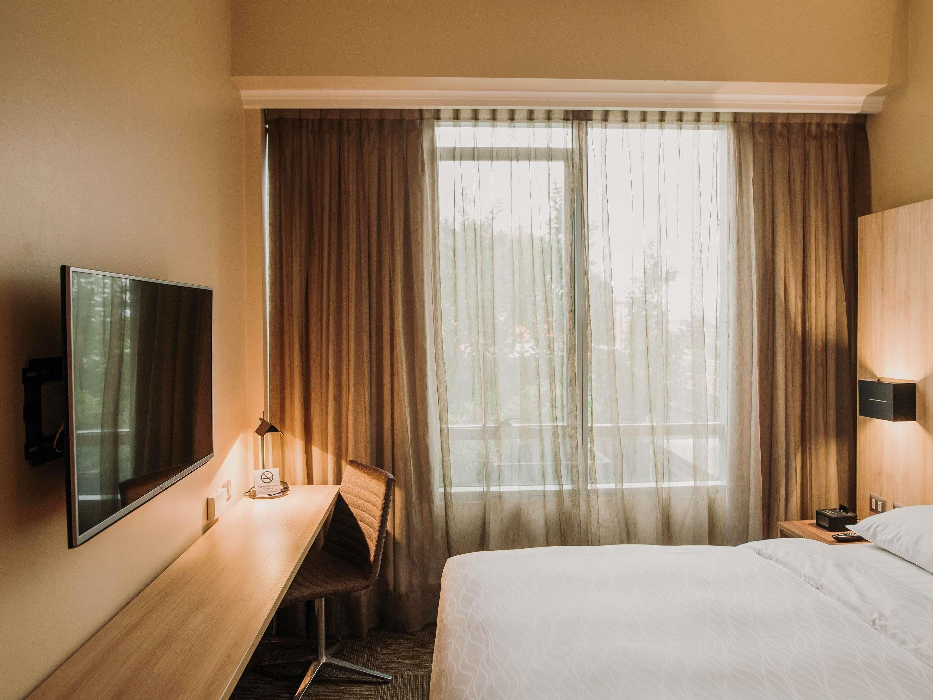 Minibar, in-room safe, desk, laptop workspace