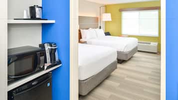 Standard Room, 2 Queen Beds | In-room safe, desk, blackout curtains, soundproofing