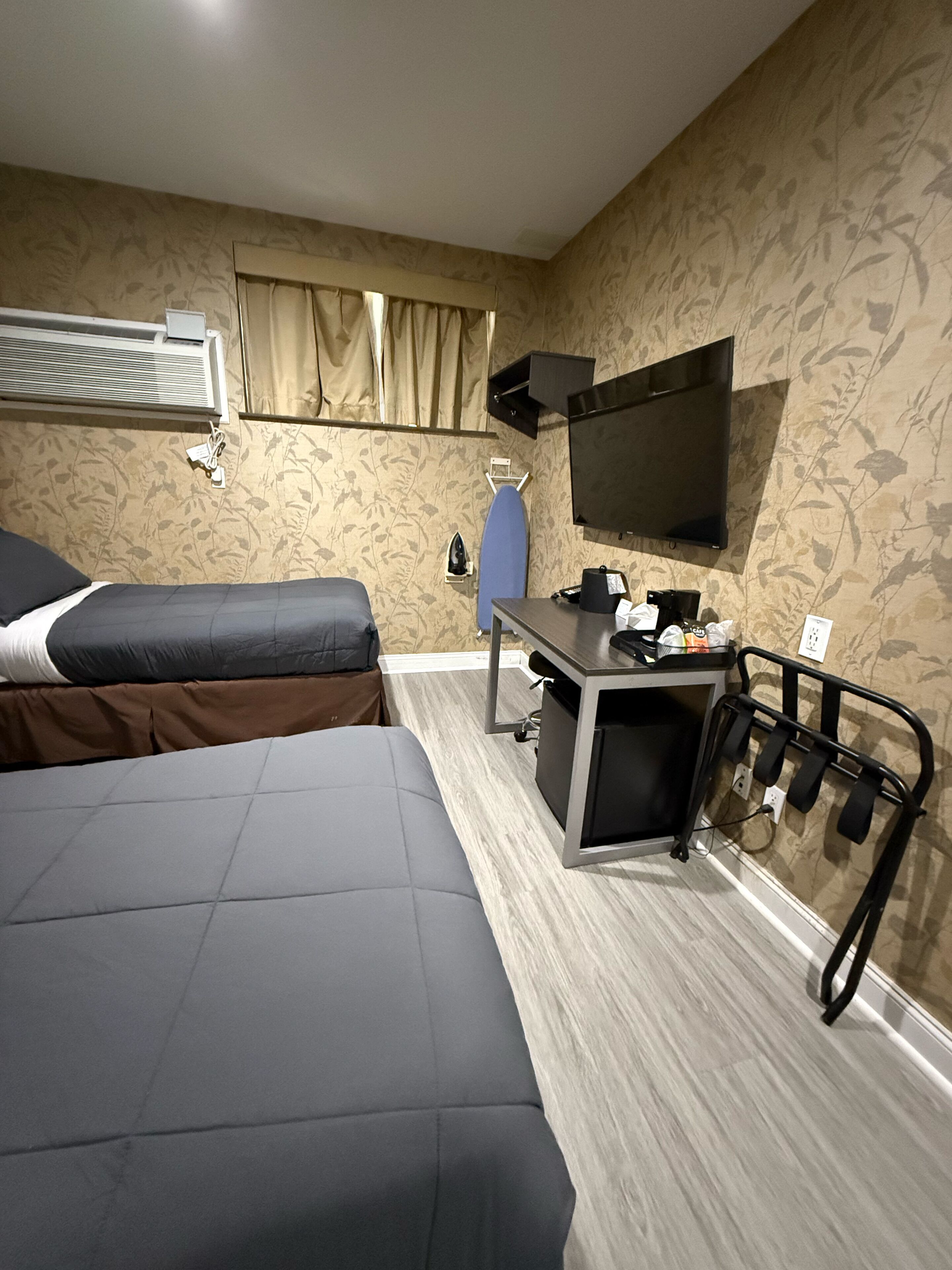 standard room, 2 single beds, refrigerator | 1 bedroom, premium bedding, memory-foam beds, in-room safe