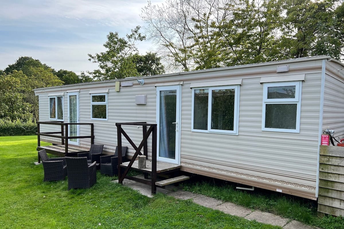 Economy stacaravan, en-suite badkamer | Exterieur