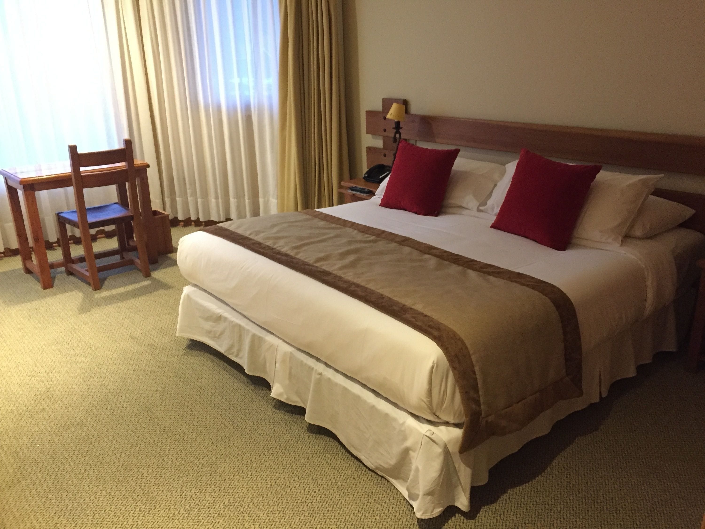 standard double room | in-room safe, desk, free cots/infant beds, rollaway beds