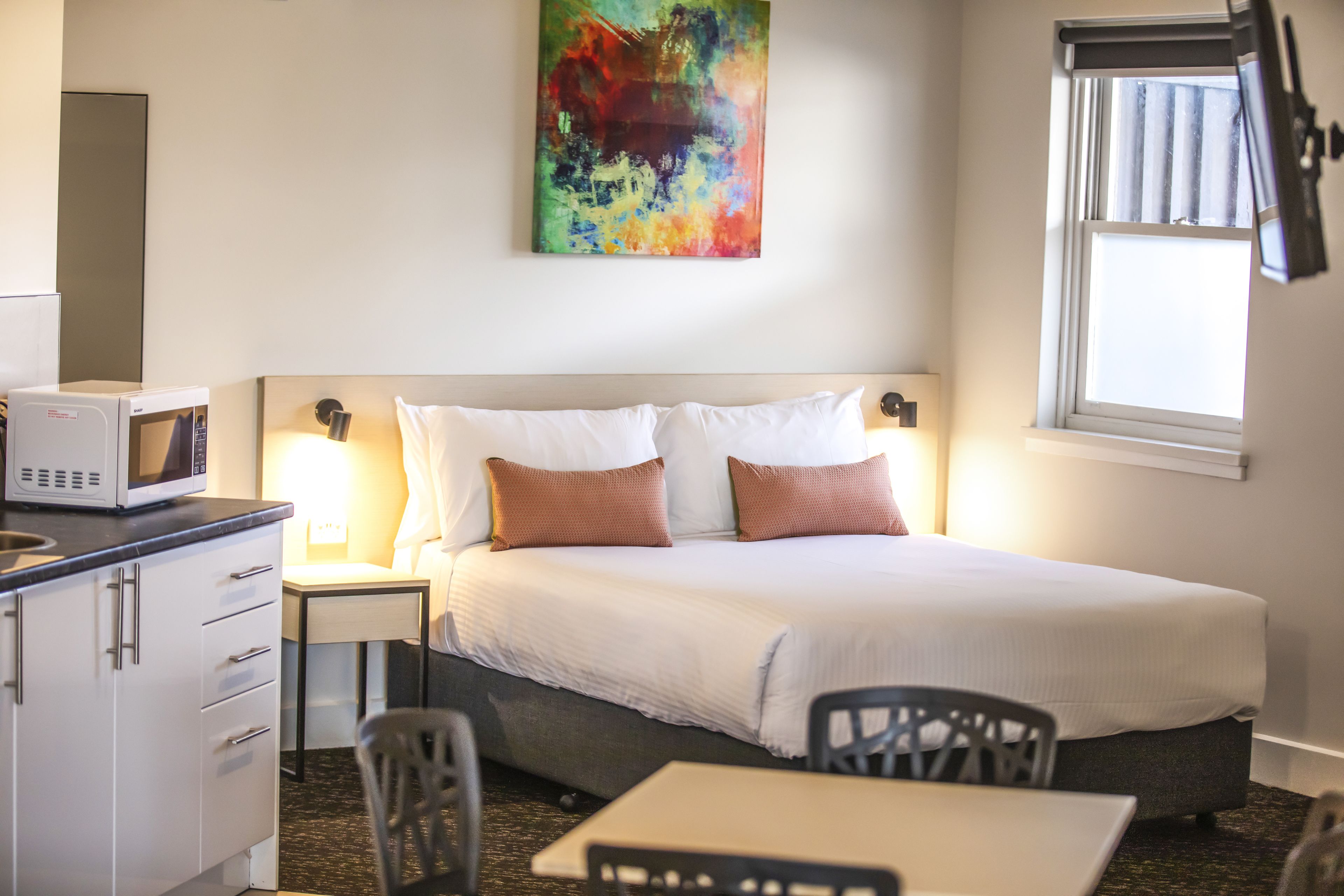 standard studio, multiple beds | minibar, iron/ironing board, free wifi, bed sheets