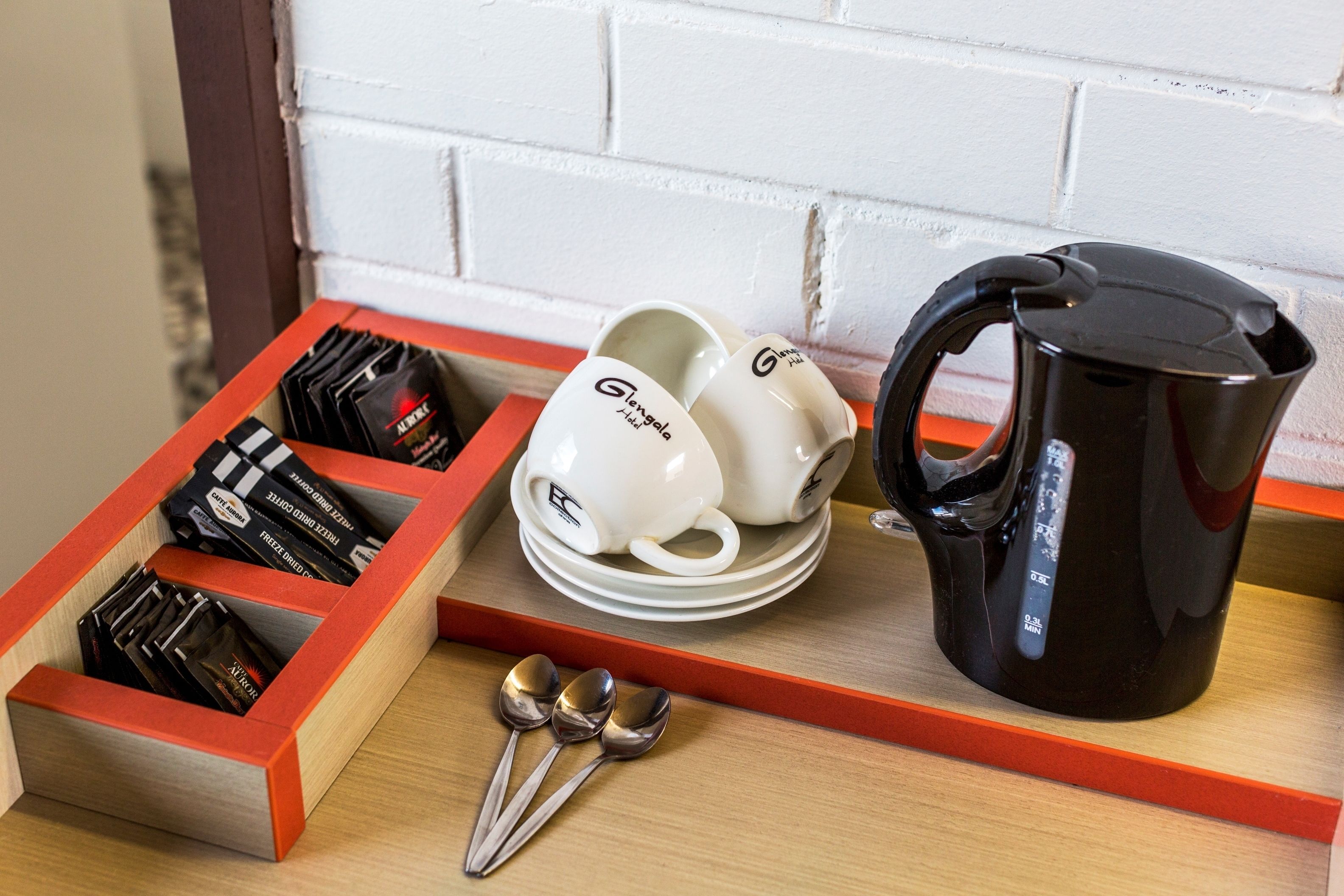 minibar, iron/ironing board, free wifi, bed sheets