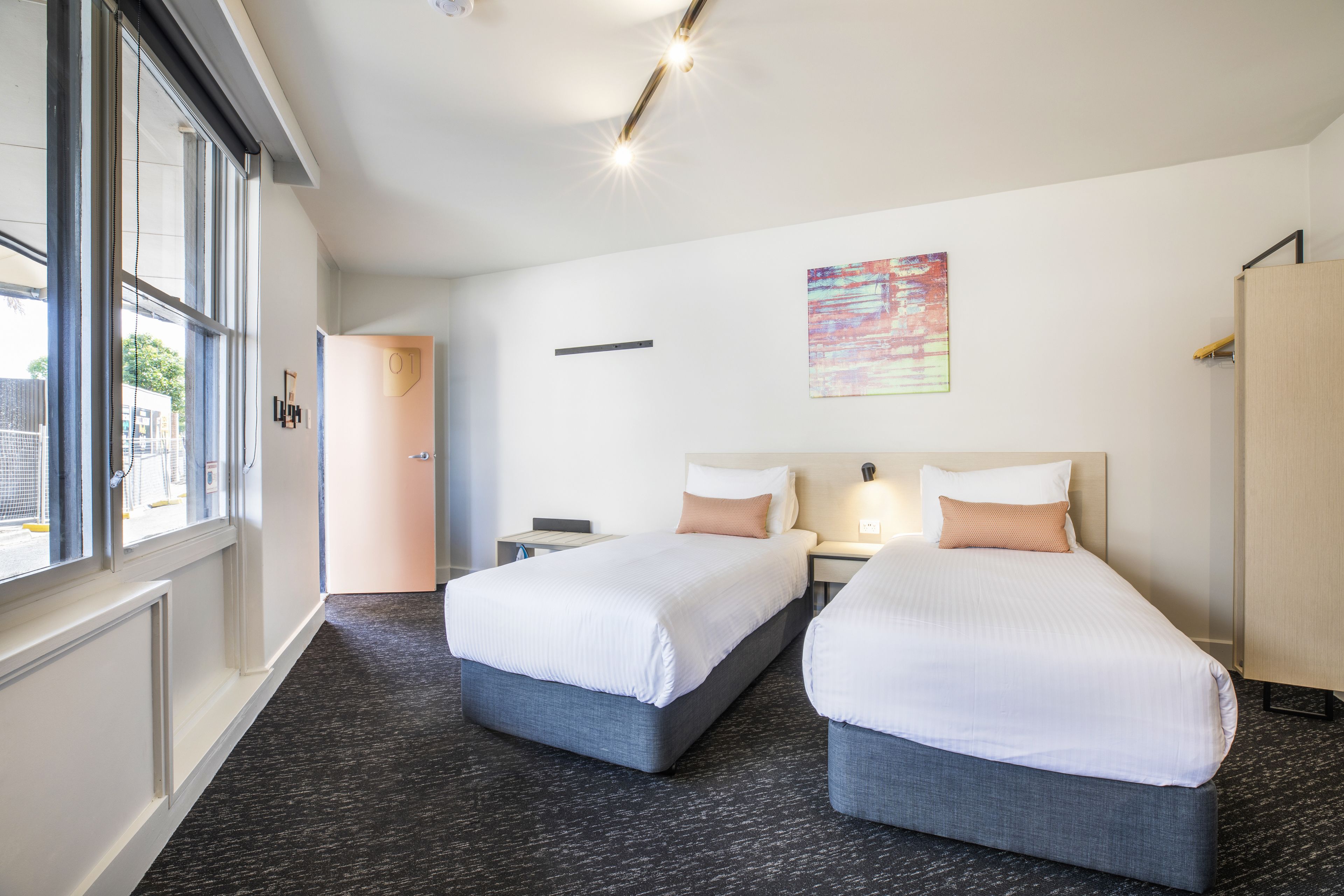 standard studio, multiple beds | minibar, iron/ironing board, free wifi, bed sheets