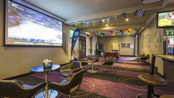 Sports bar
