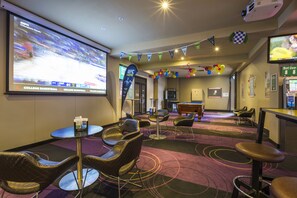 Sports bar