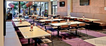 Nightcap at Glengala Hotel