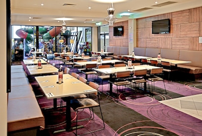 Nightcap at Glengala Hotel