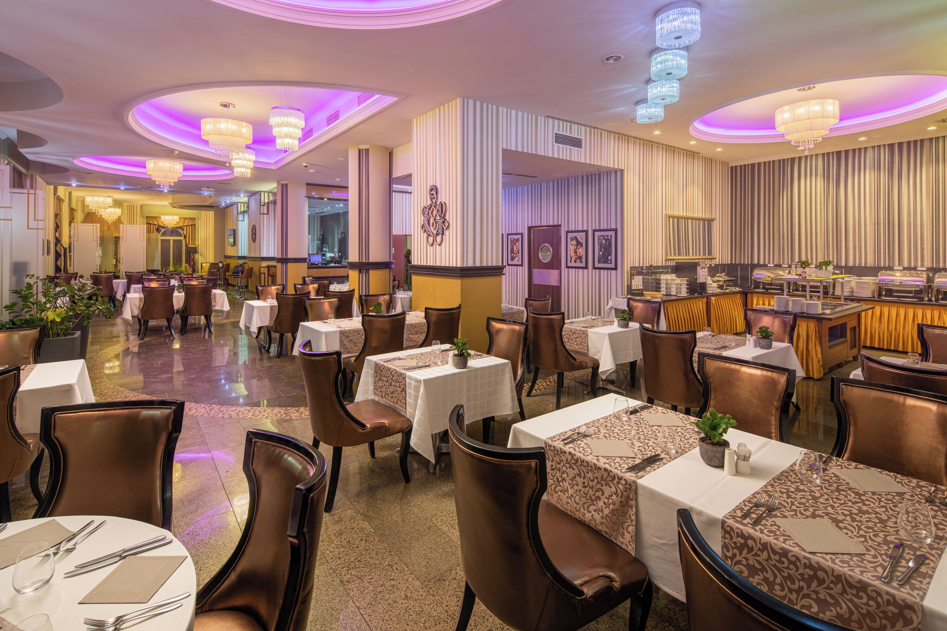 lunch and dinner served