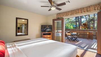 Iron/ironing board, free WiFi, bed sheets